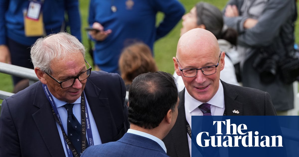 John Swinney pede que Trump isenta o uísque escocês de 10% de tarifas | Tarifas de Trump