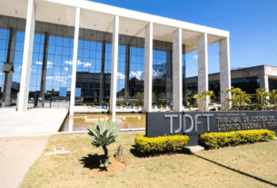 Justiça suspende decisão do GDF que obrigava servidores a compensar dias de paralisação