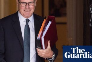 Keir Starmer remove o chicote de trabalho de quatro parlamentares 'persistentes rebeldes' | Trabalho