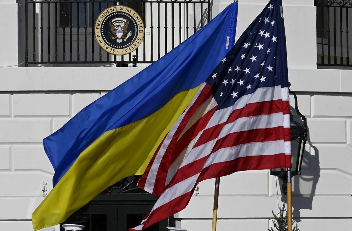 Kyiv Post comemora com a América