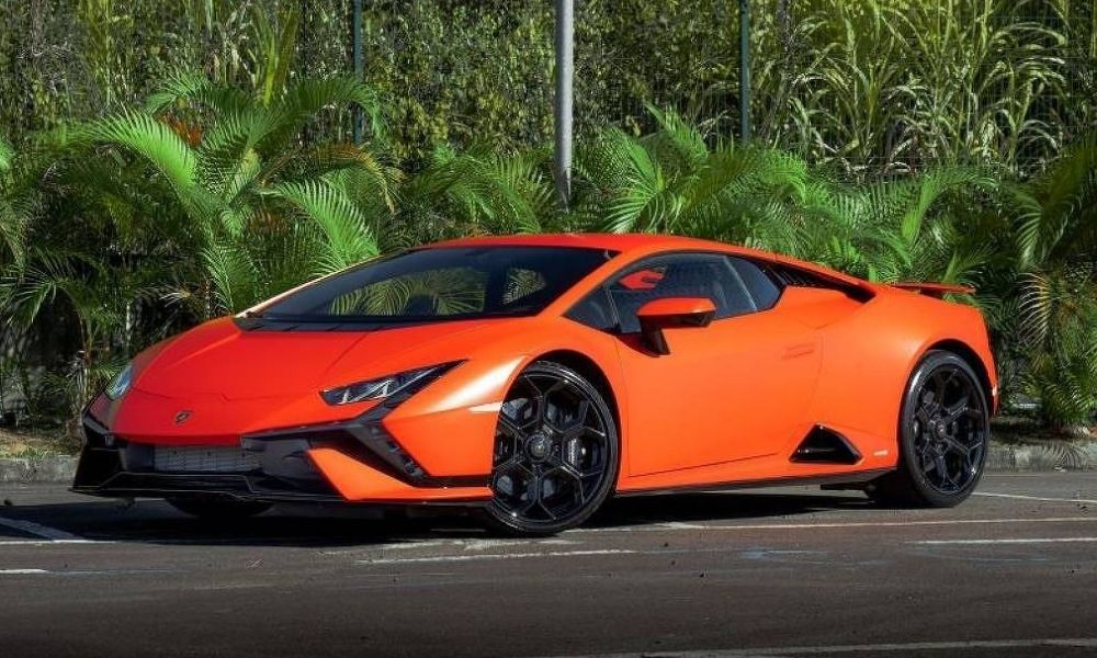 Leilão do MJSP tem aeronave, Lamborghini, gado, diamantes e ouro