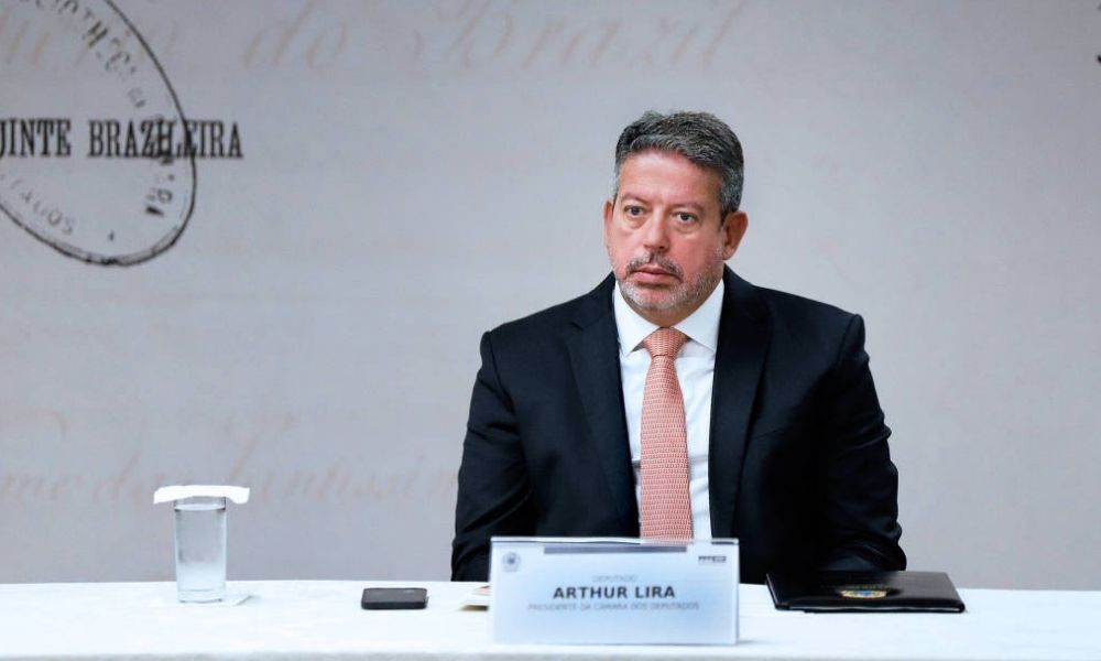 Lira diz que STF não tem legitimidade para decidir sobre questões de orçamento