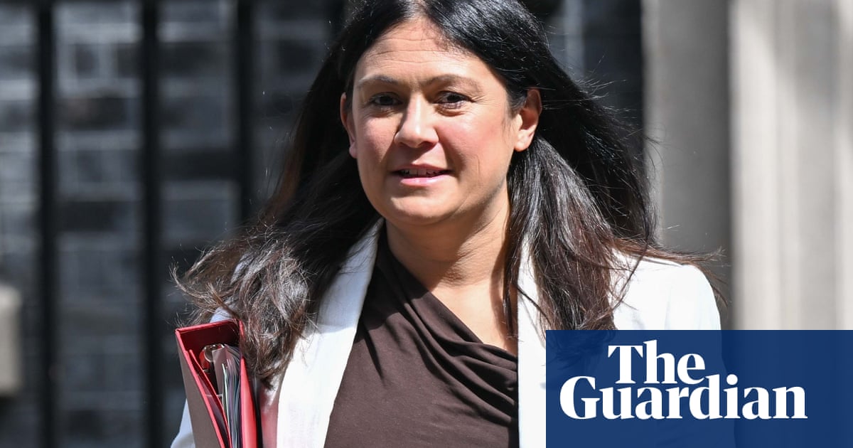 Lisa Nandy questiona a falta de sacos da BBC sobre o documentário da Guerra de Gaza | BBC