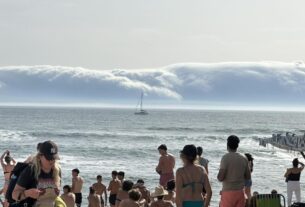 Litoral de Portugal é atingido por 'tsunami de nuvem'