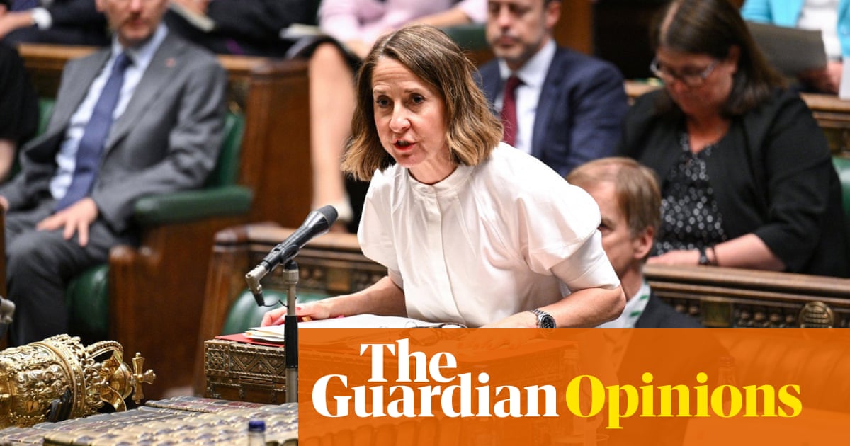 Liz Kendall é uma espécie de mulher ouvindo, mas não consigo ouvir o trabalho de trabalho no bem -estar da conta de bem -estar | John Crace