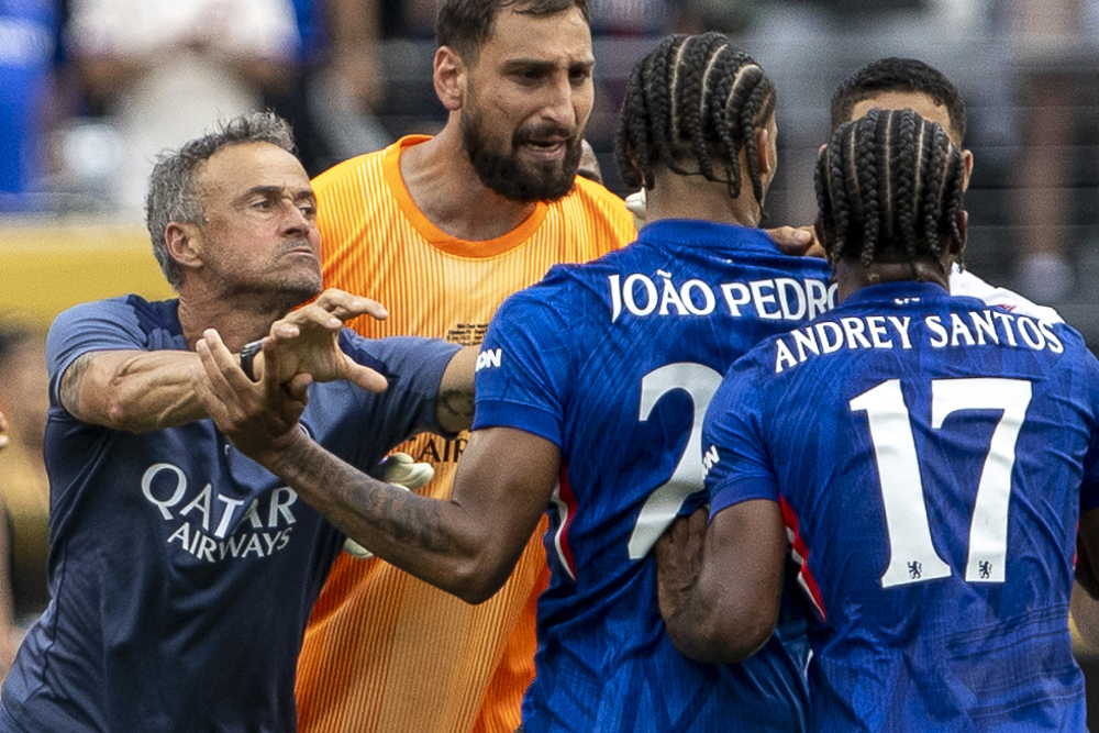 Luis Enrique admite agressão a João Pedro após final do Mundial, mas afirma que 'quis evitar confusão'