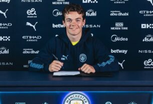 Manchester City anuncia chegada de versátil meia norueguês de 18 anos: ‘Talento promissor’
