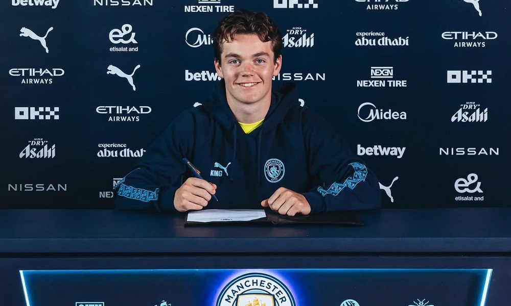 Manchester City anuncia chegada de versátil meia norueguês de 18 anos: ‘Talento promissor’