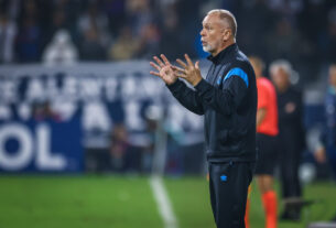 Mano Menezes aponta onde está o problema do Grêmio: ‘precisamos mais’
