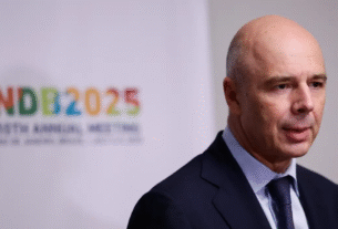 Mesmo sem consenso no Brics, Rússia defende alternativa ao dólar