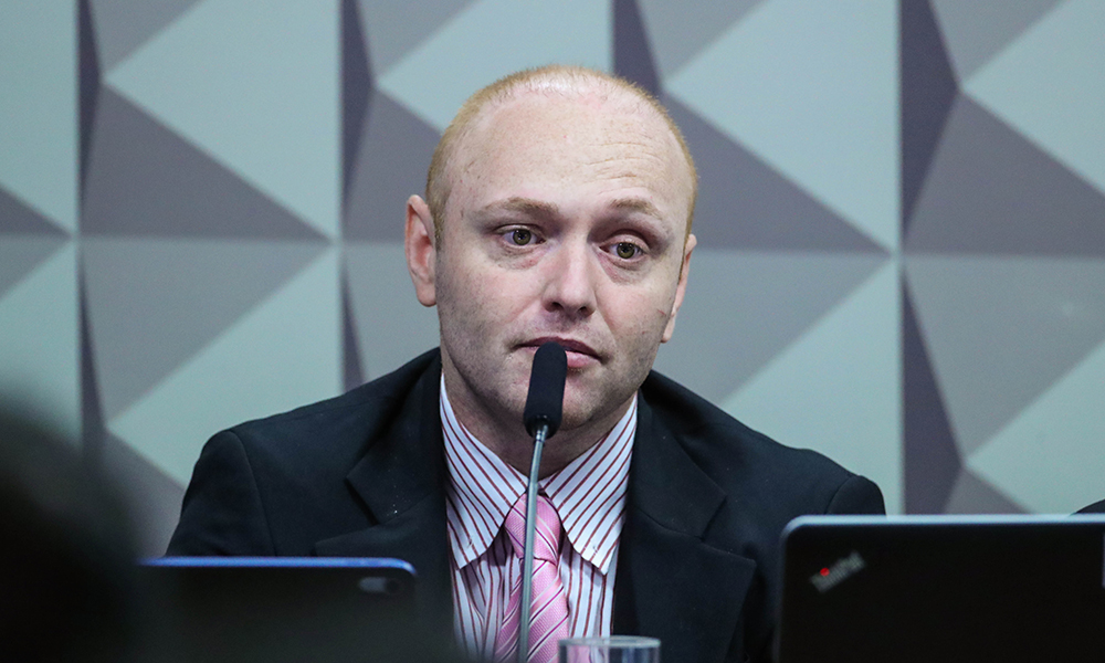 Moraes nega pedido e mantém prisão do hacker Walter Delgatti