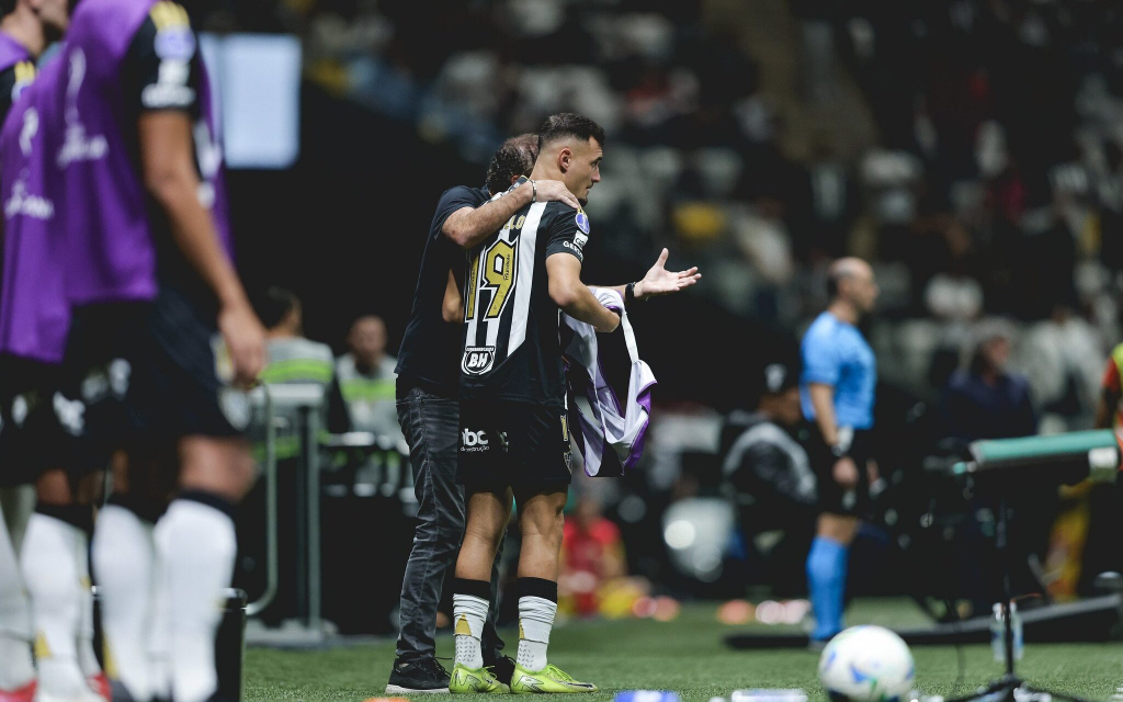 No Atlético-MG, Cuca explica escalação com jogadores criticados