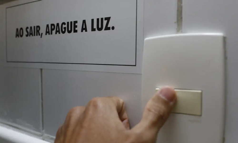 Nova tarifa social de energia elétrica passa a valer a partir deste sábado