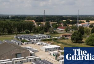 Número de requerentes de asilo na base ex-RAF em Essex a aumentar em mais de 50% | Imigração e asilo