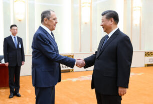 O XI da China promete maior apoio à Rússia, pois Meets Lavrov