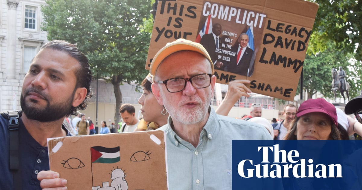 O trabalho se concentrou em uma reforma apaziguadora, não batendo com eles, diz Jeremy Corbyn | Jeremy Corbyn