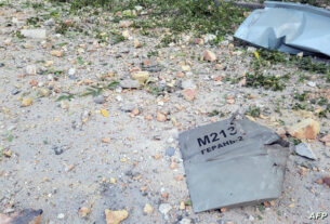 Os portos de Mykolaiv 'massivamente atacados' por drones russos - prefeito