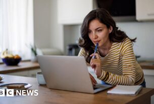 Os poupadores devem ser direcionados com ofertas para investir em ações sob novos planos