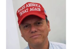 PT acusa Tarcísio de ser vassalo de Trump em novo vídeo - 16/07/2025 - Painel