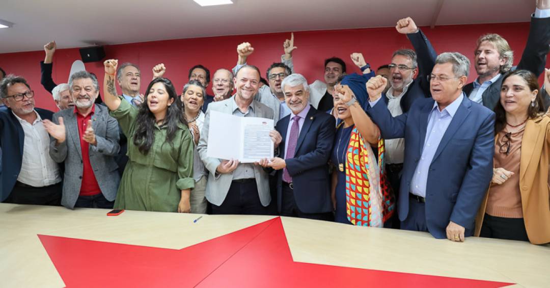 PT convoca influenciadores para reunião sobre guerra do IOF nas redes