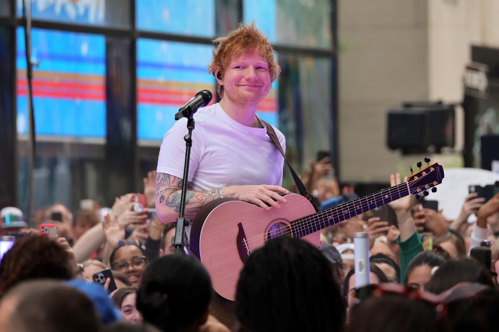 Pinturas do cantor pop Ed Sheeran serão vendidas em Londres