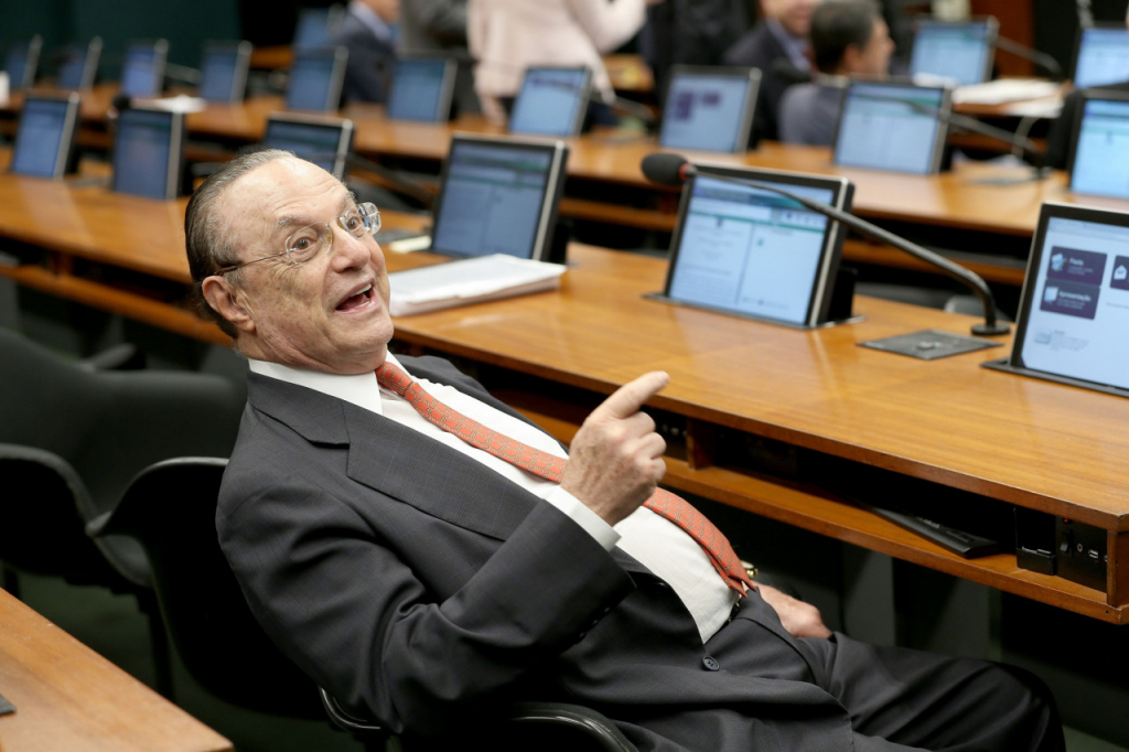 Prefeitura fecha acordo para receber R$ 210 milhões desviados pelo ex-prefeito Paulo Maluf