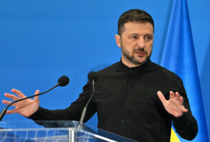 'Putin tem medo da América' - Zelensky diz que as armas dos EUA, não a diplomacia, podem acabar com a guerra