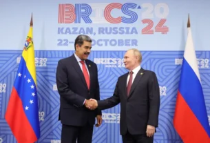 Rússia inaugura fábrica de armas na Venezuela e países reforçam cooperação militar em meio a ameaças do Ocidente