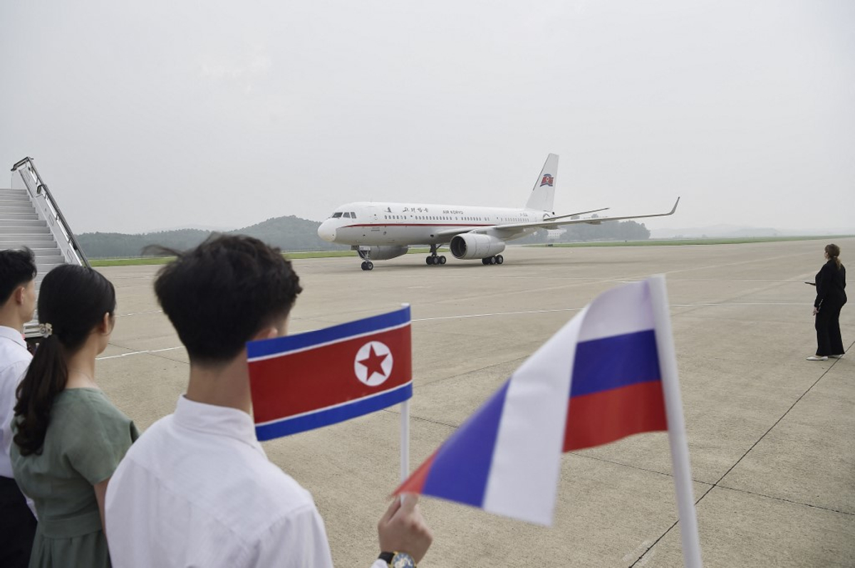Rússia inicia vôos diretos para a Coréia do Norte