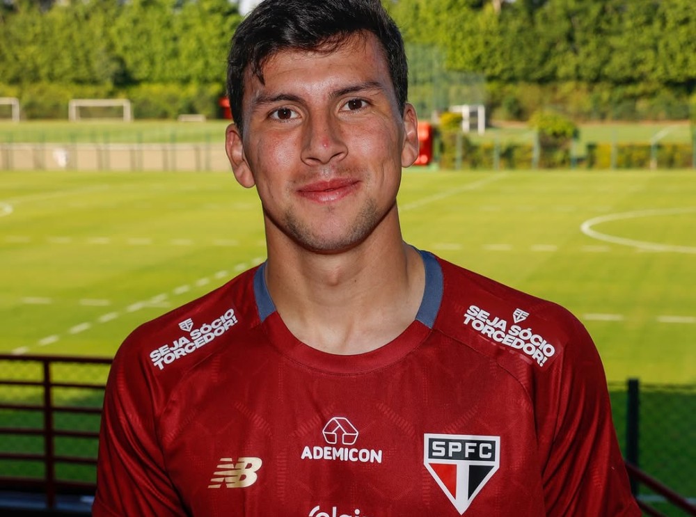 São Paulo anuncia contratação do atacante Gonzalo Tapia por empréstimo até 2026