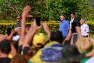 Silêncio e ambiguidade de Bolsonaro alimentaram golpismo - 05/07/2025 - Poder