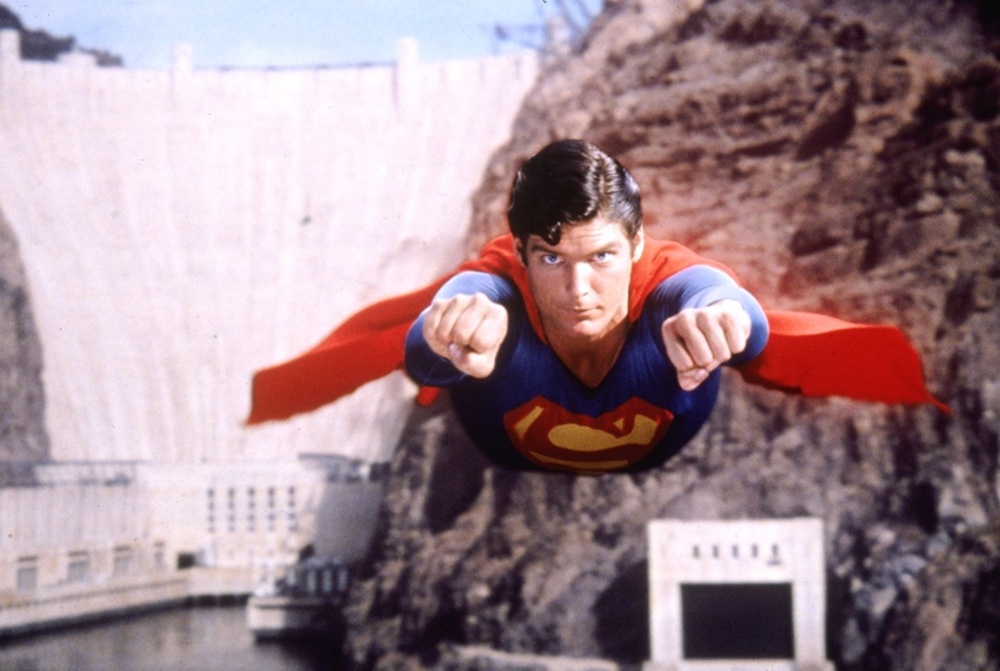 Superman é eleito o melhor filme de super-heróis pela Esquire