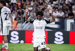 Talles Magno volta a marcar após 24 jogos, e Corinthians vence Ceará