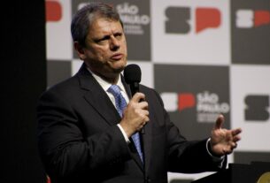 Tarcísio reage a ataques a ônibus em São Paulo: ‘População não precisa ter medo’