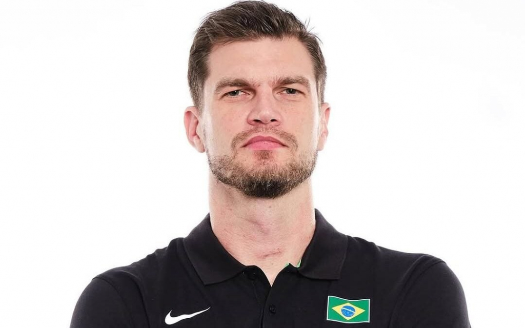 Tiago Splitter critica falta de incentivo no Brasil ‘Jogar na NBA é um milagre’