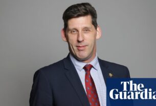 Tory Peer pede desculpas por ajudar a marcar uma reunião ministerial para a empresa que ele aconselha | Conservadores