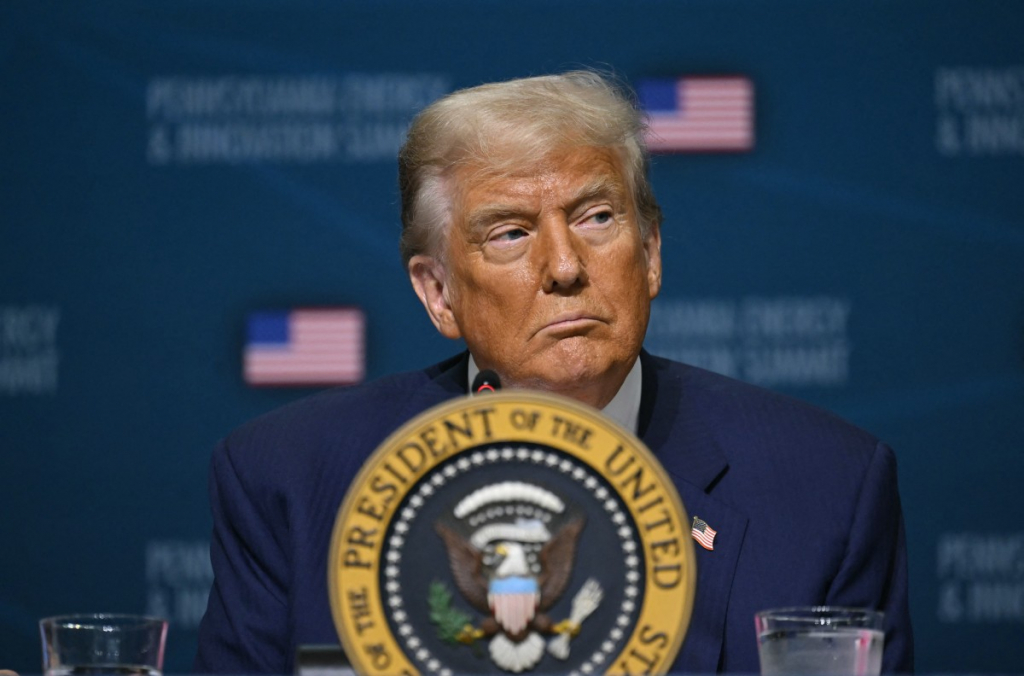 Trump anuncia megainvestimentos para impulsionar boom da IA