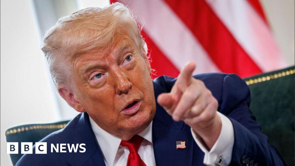 Trump para encontrar Swinney e Open Golf Course no último dia de visita