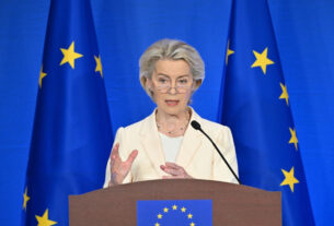 UE's de Leyen pede que a Ucrânia proteja os órgãos anticorrupção