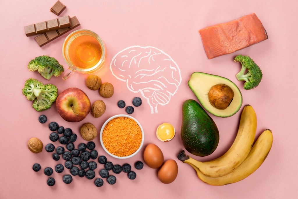 Veja como a alimentação interfere na saúde do cérebro