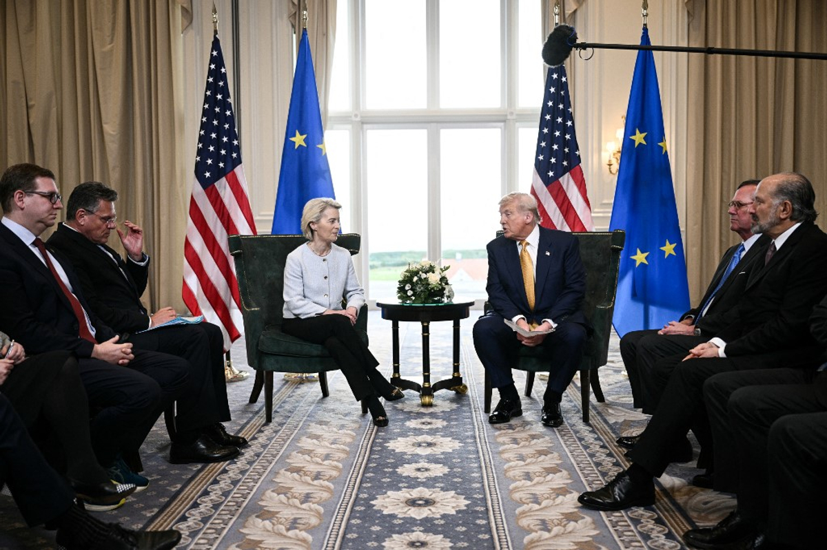 A Europa recebe as negociações de Trump, mas exige garantias de segurança de 'ferro' para a Ucrânia