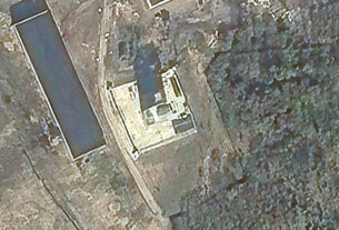 A residência de Valdai de Putin se transforma em fortaleza 'Flaktürme' no estilo nazista da Segunda Guerra Mundial com 12 torres de defesa aérea de Pantsir-S1