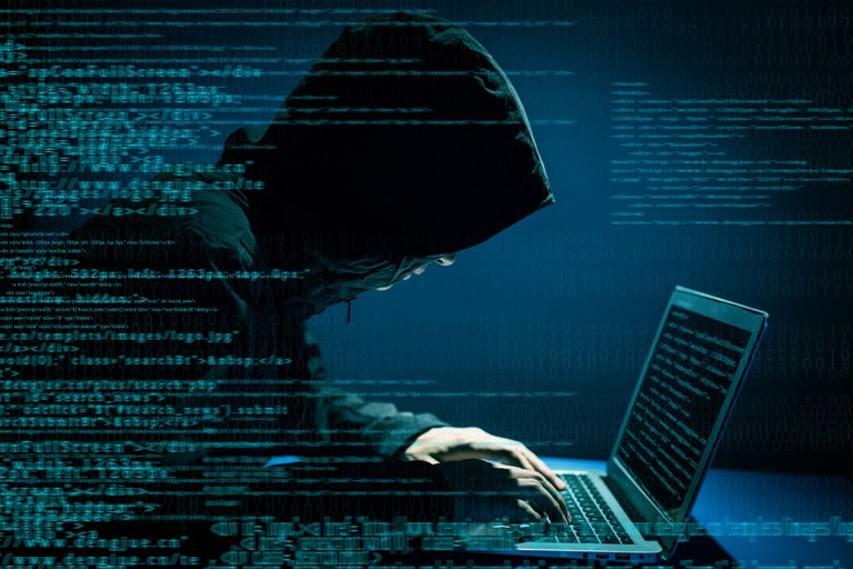 HACKER.jpg