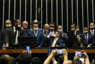 Bolsonaristas elevam tensão no Congresso e Alcolumbre dá ultimato a motim