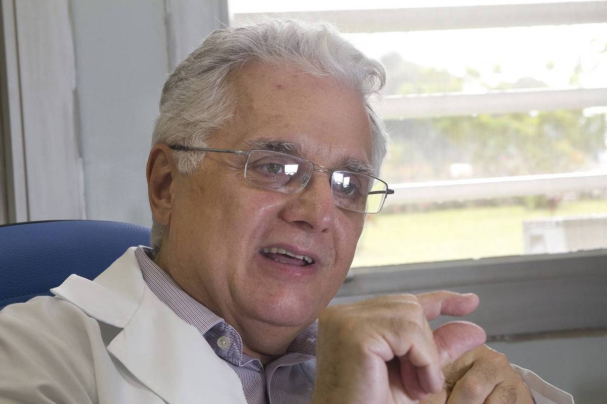 Críticos do Mais Médicos se beneficiaram, diz professor - 14/08/2025 - Painel