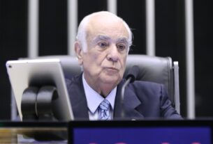 Deputado Antônio Carlos Rodrigues diz que soube de sua expulsão do PL pela imprensa