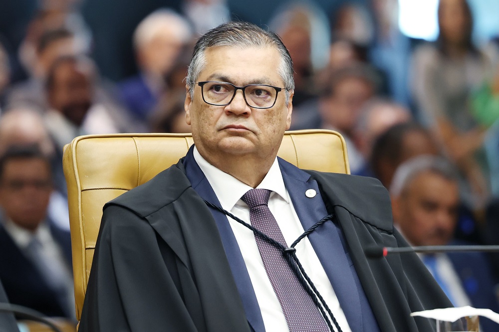 Dino rebate Embaixada dos EUA e diz que não é sua atribuição ‘monitorar’ ministros do STF