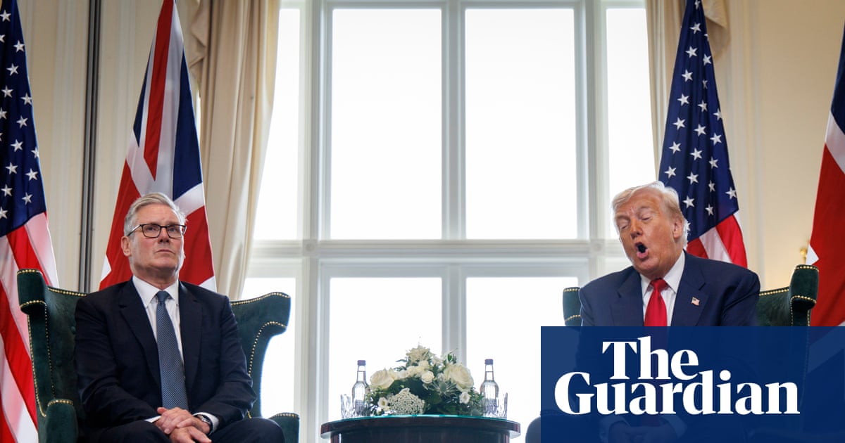 Do silêncio ao estado: como a indiferença de Trump moveu o Reino Unido na Palestina | Política