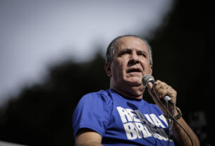 Evangélicos evitam defesa mais forte de Silas Malafaia - 15/08/2025 - Painel