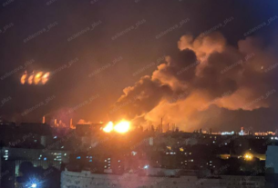 Explosões rock russo volgogrado quando a refinaria de Lukoil atingiu o ataque noturno